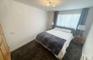 Photo 2 - Beautiful Private Detached 1-bed Bungalow