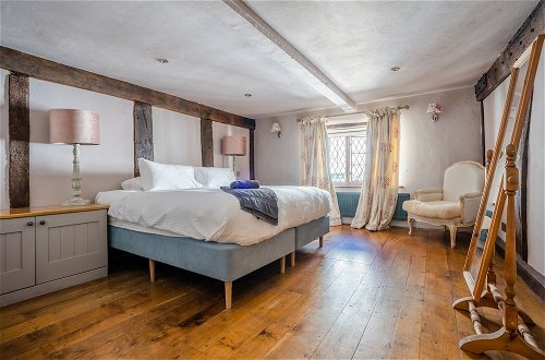 Foto 14 - Remarkable 4-bed Cottage in Cearleon