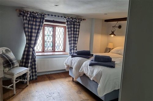 Foto 12 - Remarkable 4-bed Cottage in Cearleon