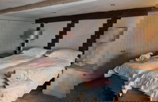 Photo 3 - Remarkable 4-bed Cottage in Cearleon