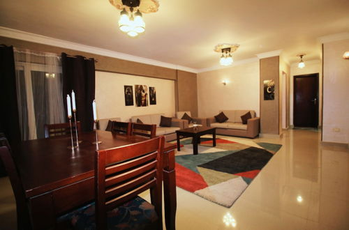 Photo 16 - Golden Charming 3-bed Apartment in Cairo