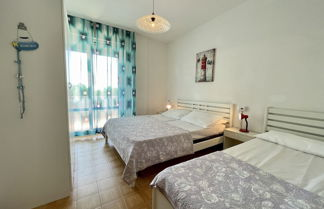 Photo 2 - Spacious Apartment Just 200m From the sea