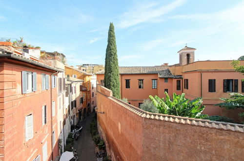 Photo 33 - Luxury Art Apartment In Trastevere With Terrace