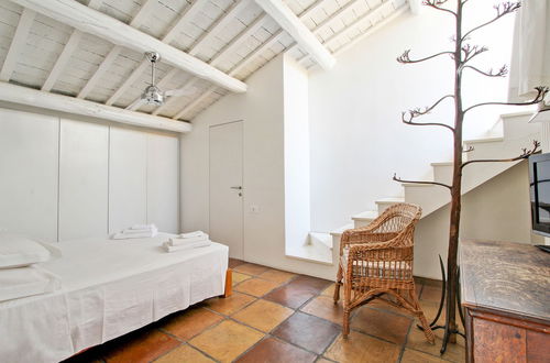 Photo 9 - Luxury Art Apartment In Trastevere With Terrace