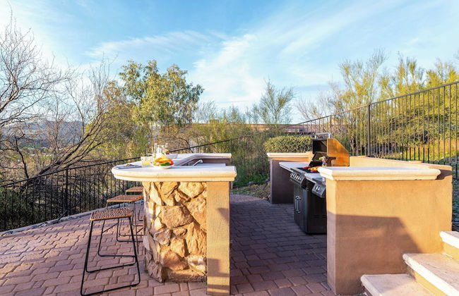 Sunbeam by Avantstay Elegant, Private Desert Home w/ Infinity Pool, Spa & View - Photo 27