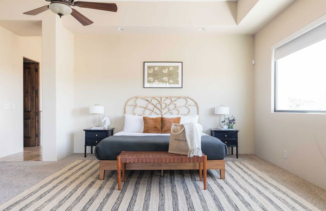 Sunbeam by Avantstay Elegant, Private Desert Home w/ Infinity Pool, Spa & View - Photo 33