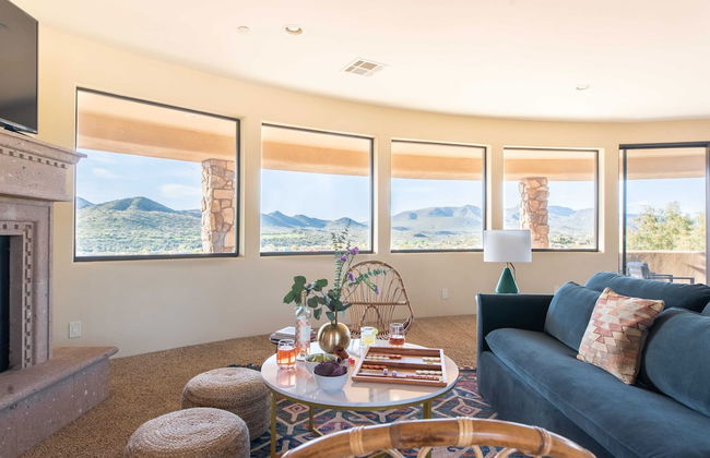 Sunbeam by Avantstay Elegant, Private Desert Home w/ Infinity Pool, Spa & View - Photo 8