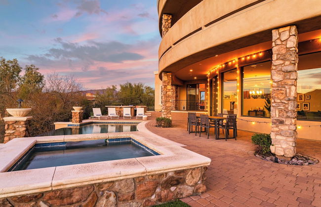 Sunbeam by Avantstay Elegant, Private Desert Home w/ Infinity Pool, Spa & View - Photo 37