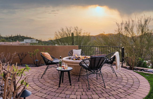 Sunbeam by Avantstay Elegant, Private Desert Home w/ Infinity Pool, Spa & View - Photo 18