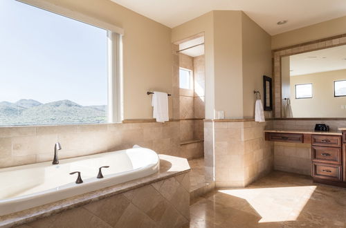 Photo 16 - Sunbeam by Avantstay Elegant, Private Desert Home w/ Infinity Pool, Spa & View