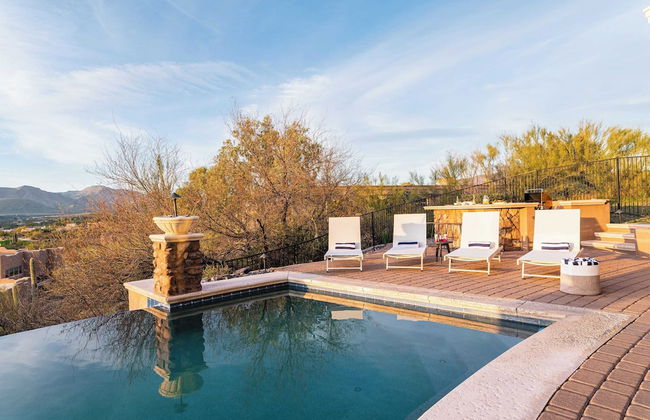 Sunbeam by Avantstay Elegant, Private Desert Home w/ Infinity Pool, Spa & View - Photo 21