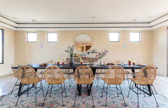 Sunbeam by Avantstay Elegant, Private Desert Home w/ Infinity Pool, Spa & View - Photo 31