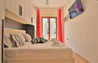 Photo 3 - New Suite Sorrento