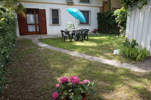 Foto 19 - Lovely Semi-detached Villa With Private Garden in Lignano Riviera by Beahost