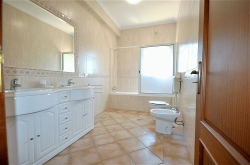 Photo 8 - Large Country Villa With Private Pool, Vilamoura