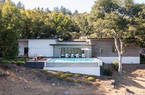 Photo 23 - Chardonnay by Avantstay Modern Private Haven in Sonoma Infinity Pool w/ Valley Views