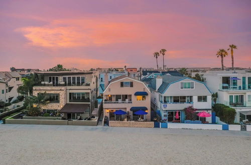 Photo 1 - Bay View I by Avantstay Stylish Mission Beach Home on the Sand