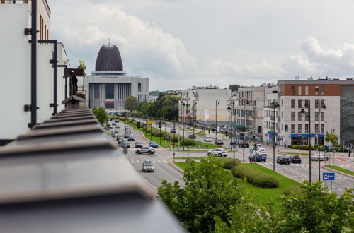 Photo 25 - Modern Apartment Warsaw by Renters