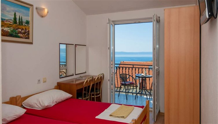 Photo 1 - Excellent 1 Bedroom Apartment in Makarska