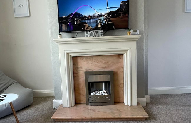 Lovely 3 Bedroom Apartment In Newcastle Upon Tyne With Free Parking - Foto 31