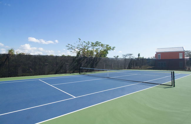 Little Bay Country Club Resort Complex - Foto 18