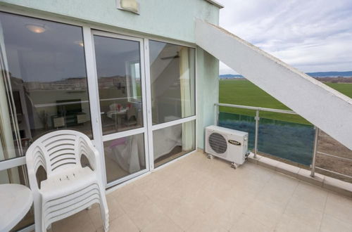 Foto 43 - Sea View 1 Bed Apartment With Stunning Ocean Views