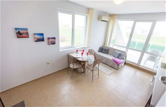 Photo 1 - Sea View 1 Bed Apartment With Stunning Ocean Views