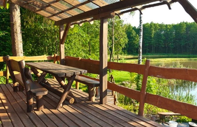 Rustic Riverside Cabin in Forest - Foto 11