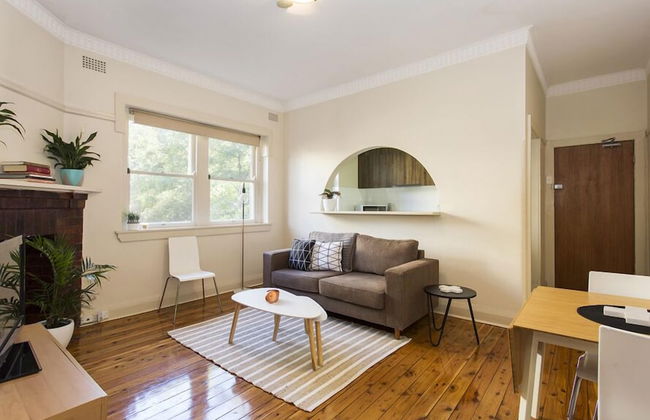 Bright Beachside Curlewis Apartment - Foto 1