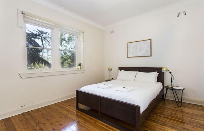 Bright Beachside Curlewis Apartment - Foto 3
