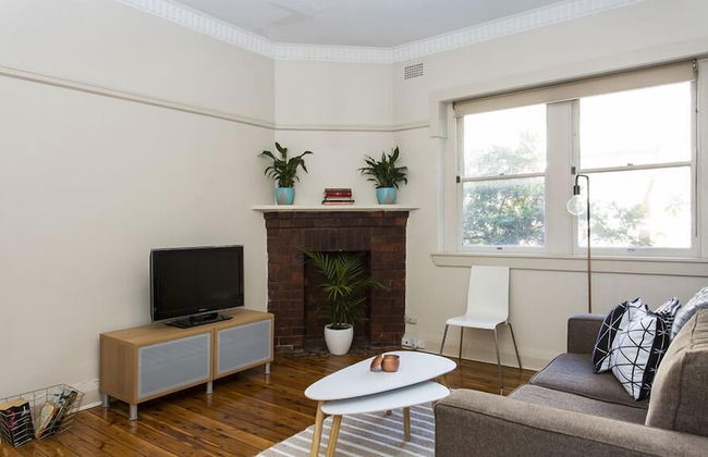 Bright Beachside Curlewis Apartment - Foto 5