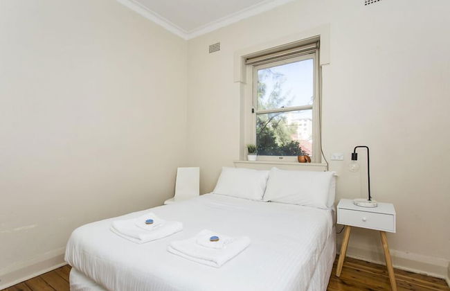Bright Beachside Curlewis Apartment - Foto 2