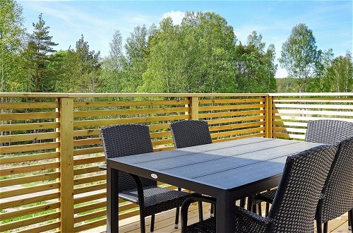 Photo 8 - 5 Person Holiday Home in Stromstad