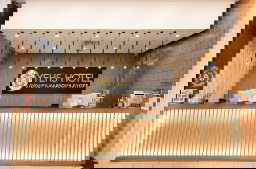 Photo 4 - YEHS Hotel Sydney Harbour Suites