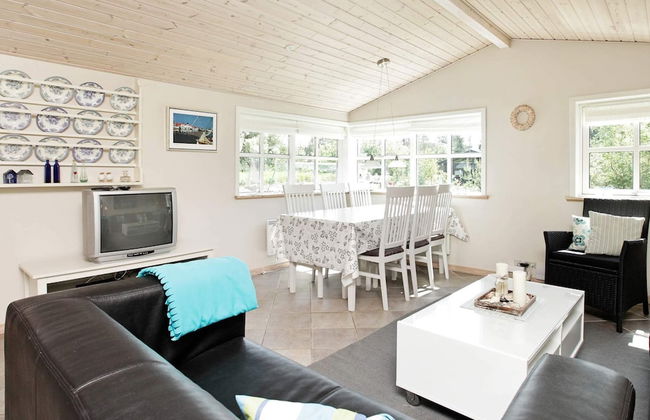 6 Person Holiday Home in Jerup - Photo 14