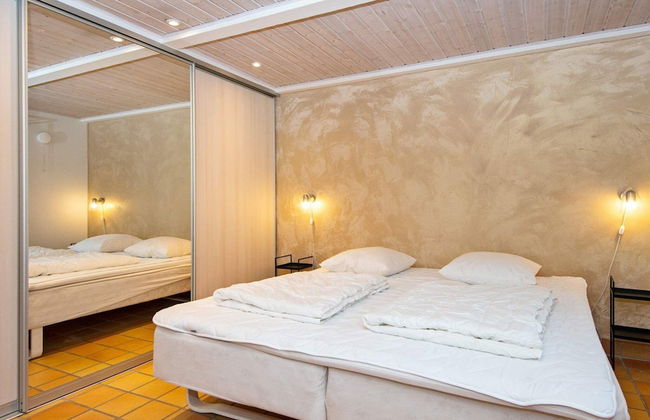 8 Person Holiday Home in Henne - Foto 2