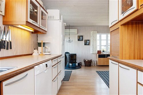 Photo 5 - 6 Person Holiday Home in Hejls