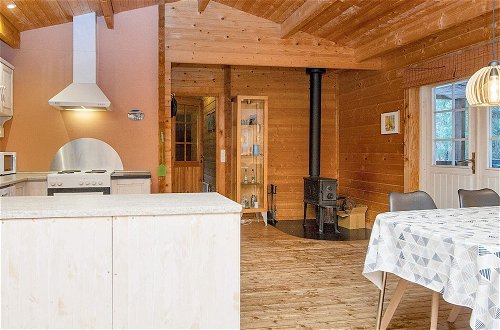 Foto 15 - 6 Person Holiday Home in Farvang
