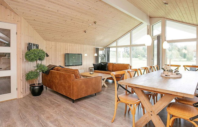 8 Person Holiday Home in Albaek - Foto 10