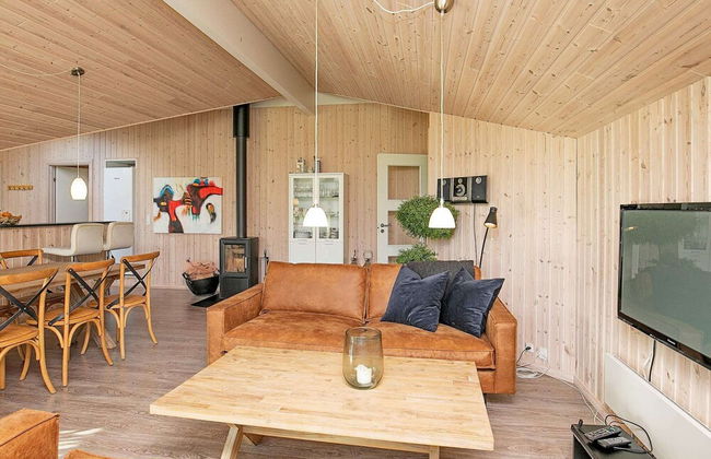 8 Person Holiday Home in Albaek - Foto 6