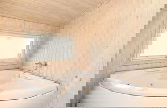 Photo 3 - 8 Person Holiday Home in Pandrup-by Traum