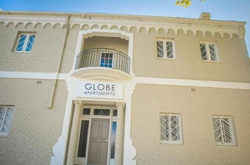 Photo 73 - Globe Apartments