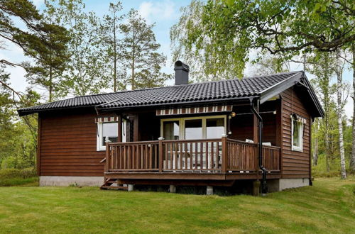 Foto 17 - 4 Person Holiday Home in Frandefors