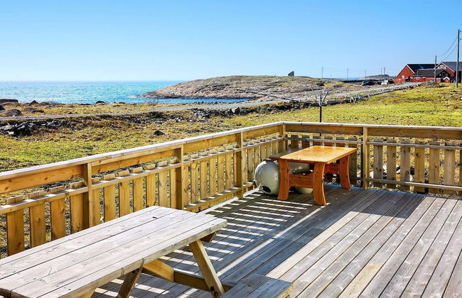 8 Person Holiday Home in Sætervik - Photo 1