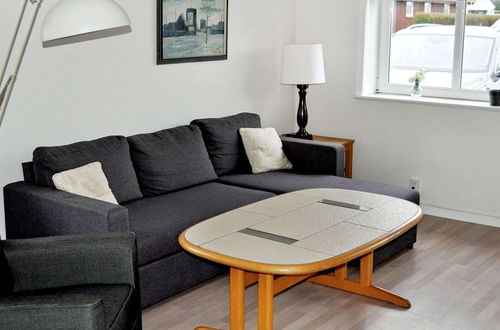 Photo 9 - 6 Person Holiday Home in Esbjerg V