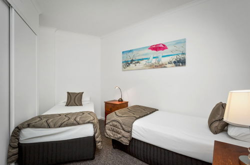 Photo 4 - Kirra Beach Apartments