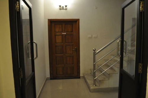 Foto 20 - Jyothi Suites