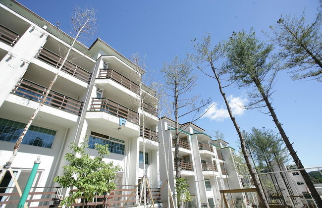 Eastern Vill - Photo 1