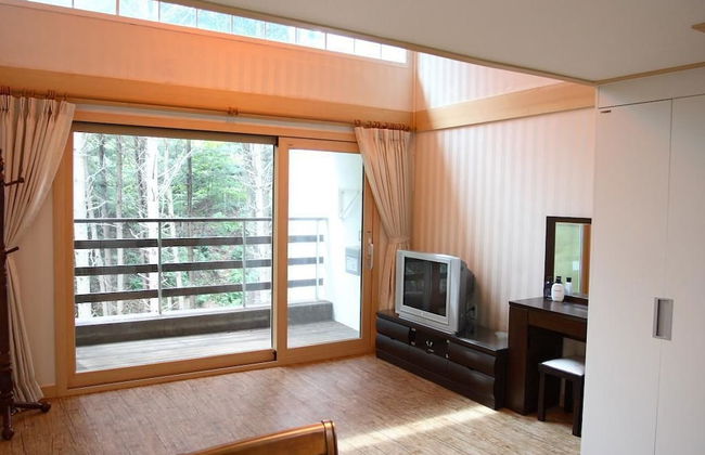 Eastern Vill - Photo 16