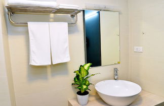 Photo 3 - Blue Home Serviced Apartment Hanoi